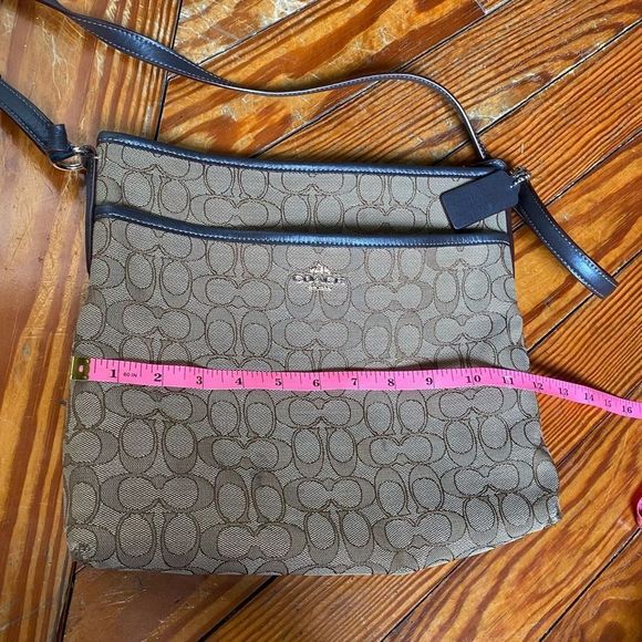 Coach Crossbody Beige/Brown Signature Canvas Leather File Messenger Bag, MP $469 - Picture 10 of 12